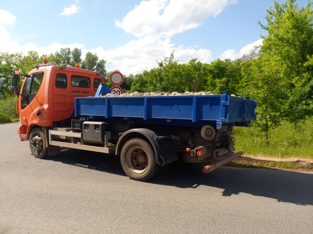 Dovoz materiálu – písek a štěrk